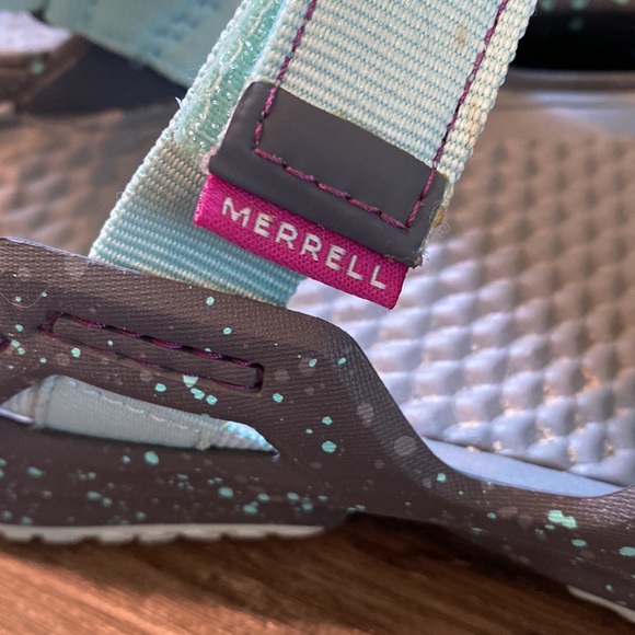 Merrell Sandals! - Picture 4 of 5